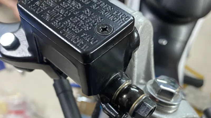 Tổng thắng Nova Dash: đo lòng, thay nguyên bộ piston và siết rắc co 34 N·m